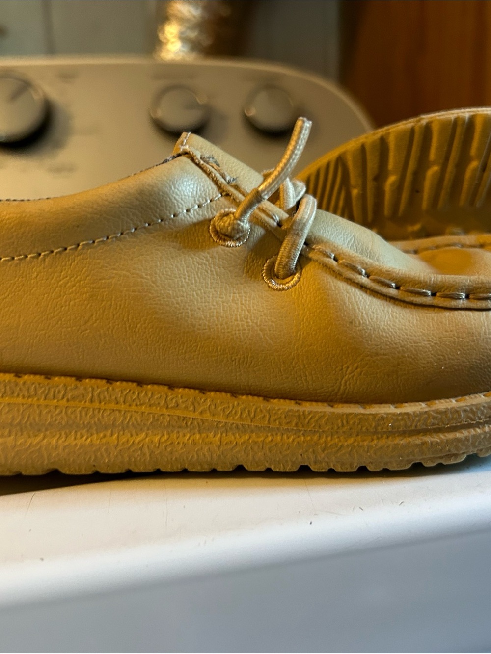 Kids hey dude pleather shoes tan